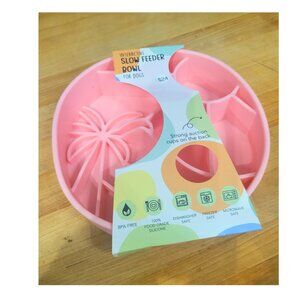 Happy Dingo Interactive Slow Feeder Bowl Pink, NWT